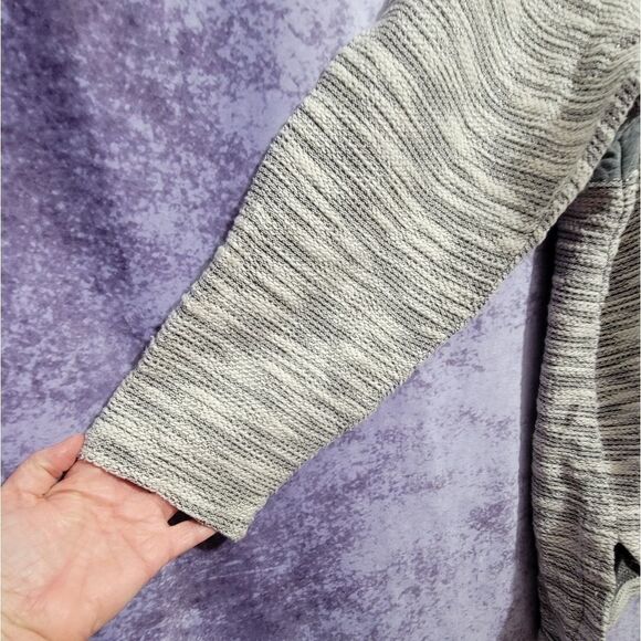 Womens Gray Sweater  - Picture 3 of 10